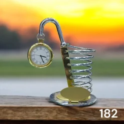 182 Hanging Watch Desktop